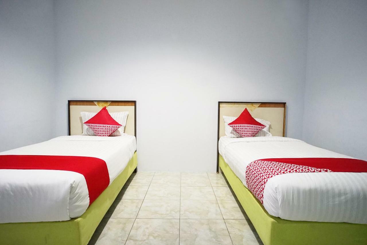Super Oyo 754 Nur Aziziah Guest House Syariah Balikpapan  Exterior photo